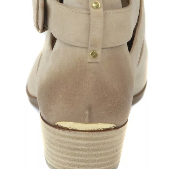 Nwob Michael kors bootie 9.5 - Picture 3 of 6
